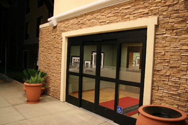 Hampton Inn By Hilton Brentwood image 3